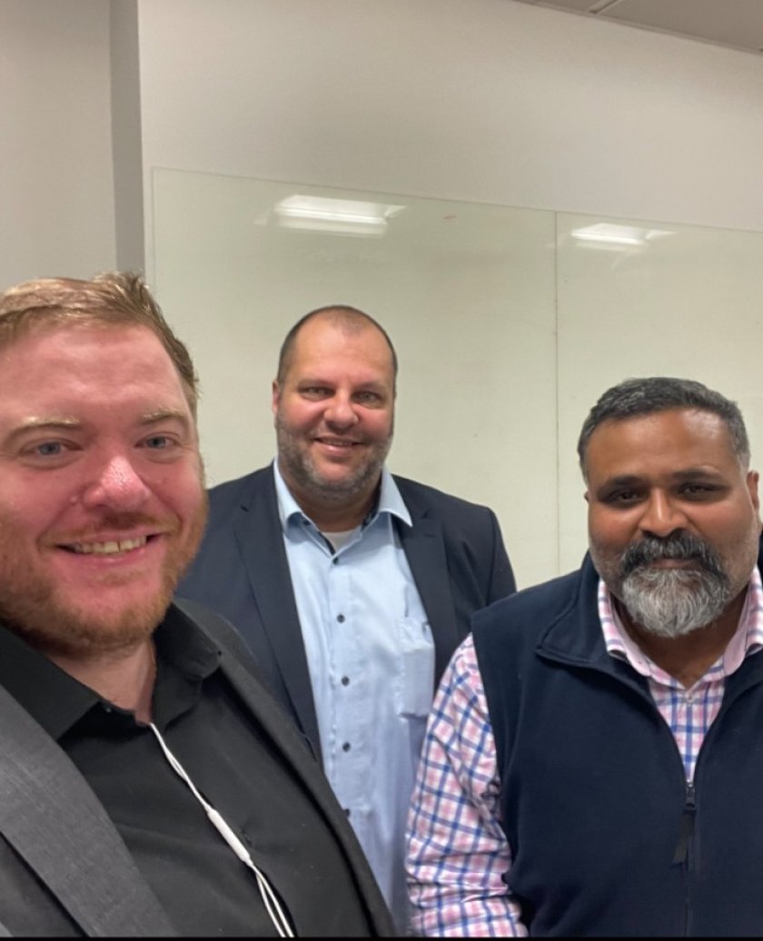 Dr. Stephen Gray - Co founder, John Zandbergen - CEO , Professor Suwan Jayasinghe - Co founder and scientific advisor (inventor of our technology) Dr. Stephen Gray - Co founder, John Zandbergen - CEO , Professor Suwan Jayasinghe - Co founder and scientific advisor (inventor of our technology)